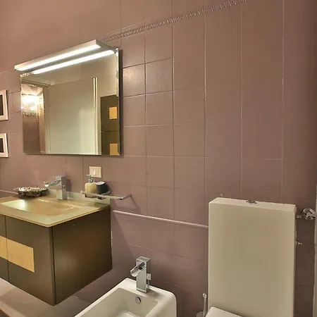 Apartment Accogliente In Centro San Francesco Modena